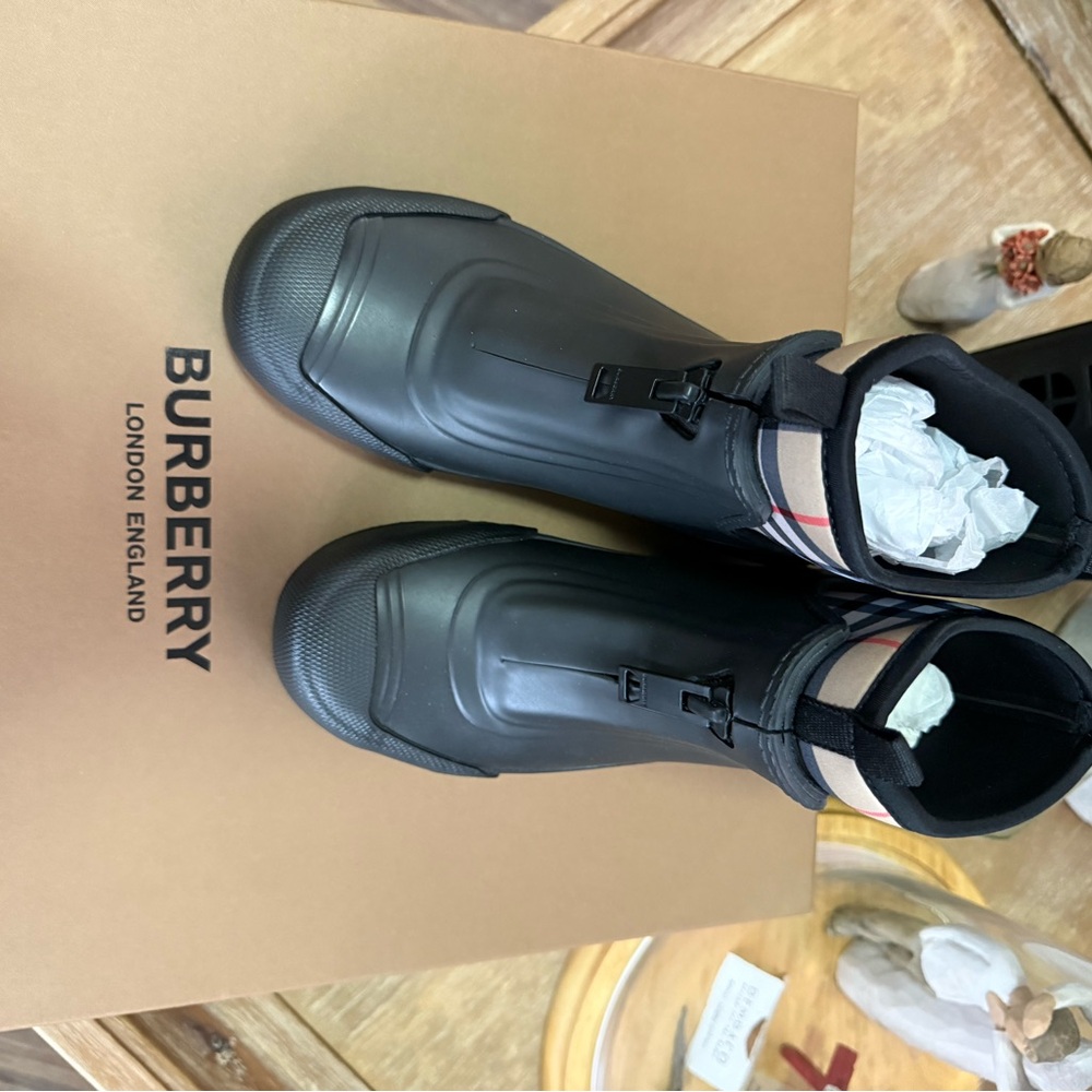 Burberry Rain Boots - Picture 7 of 10